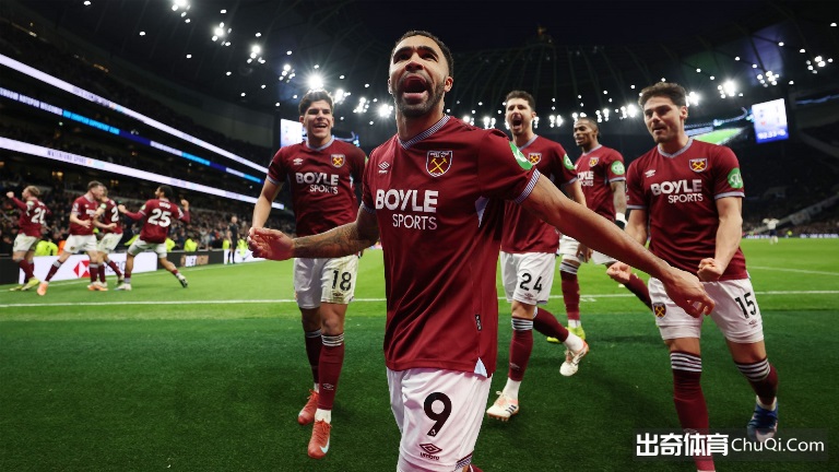 劳塔罗与图,拉姆健身房,合影,彩客网旧版比分,体育赛事数据,赛事比分信息,体育赛事平台,赛事中心